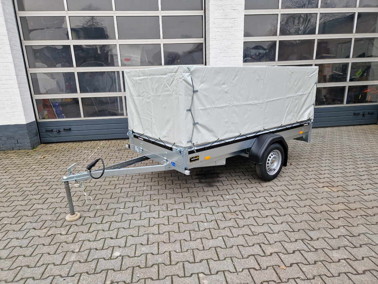 Brenderup 2270S UB 750 270x128x100cm Hochplane (S) 750kg - Přívěsný vozík: obrázek 2 Brenderup 2270S UB 750 270x128x100cm Hochplane (S) 750kg - Přívěsný vozík: obrázek 2