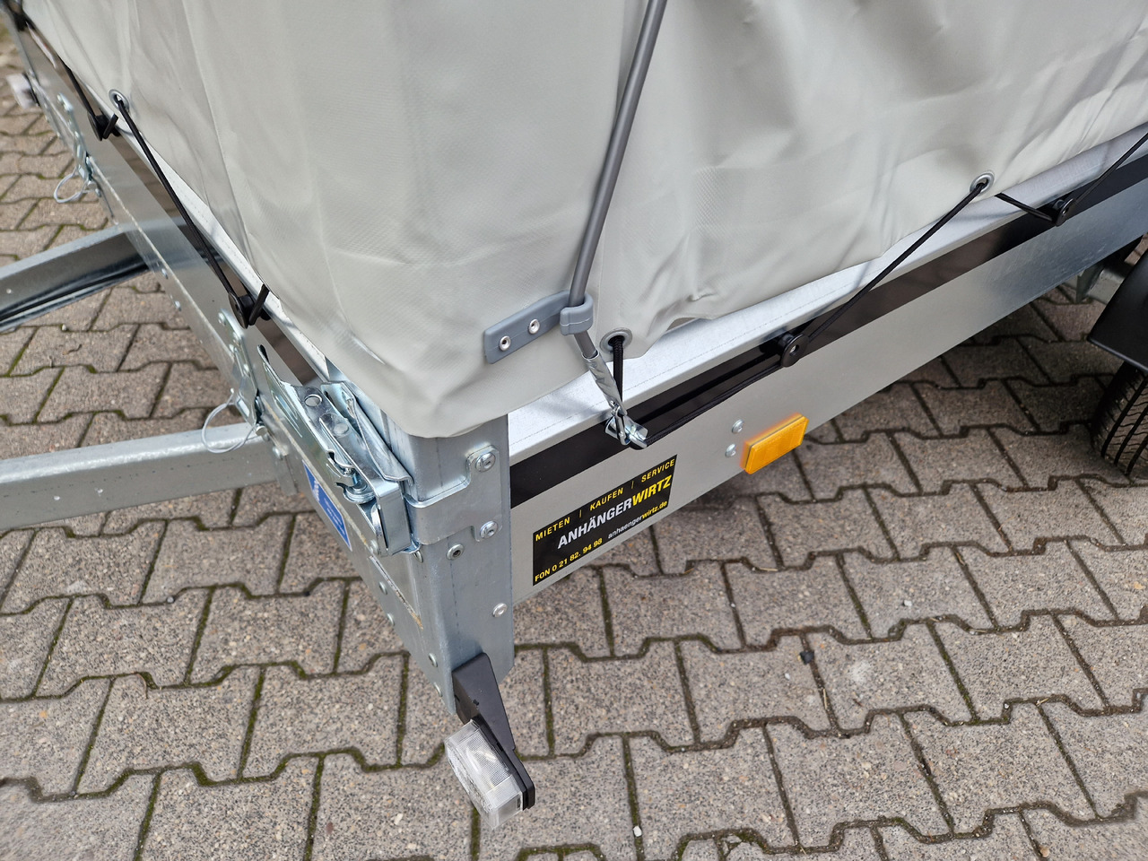 Přívěsný vozík Brenderup 2270S UB 750 270x128x100cm Hochplane (S) 750kg: obrázek 7 Přívěsný vozík Brenderup 2270S UB 750 270x128x100cm Hochplane (S) 750kg: obrázek 7