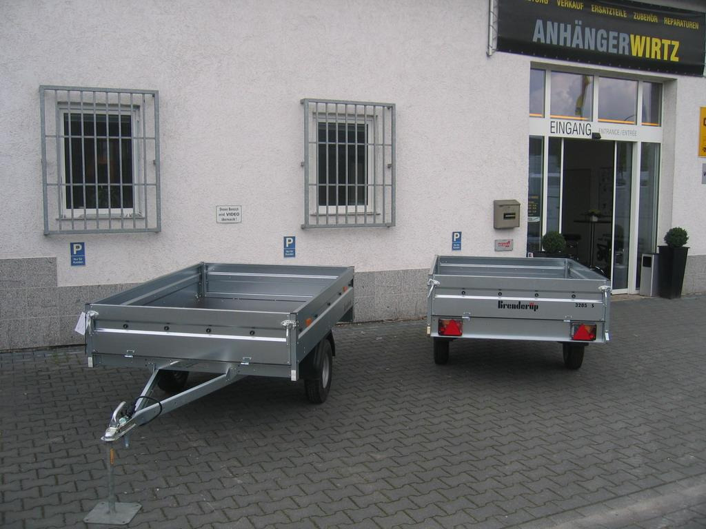 Brenderup 3205 SUB 750 204x142x35cm (XS) 750kg TOPSELLER - Přívěs plato/ Valník: obrázek 2 Brenderup 3205 SUB 750 204x142x35cm (XS) 750kg TOPSELLER - Přívěs plato/ Valník: obrázek 2