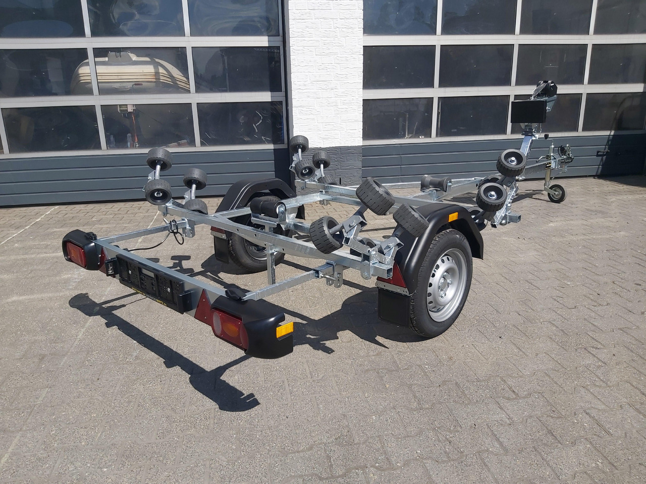 Brenderup Bootsanhänger Schlauchbootanhänger 150600UB RBX 600kg Januar online Aktion - Lodní přívěs: obrázek 5 Brenderup Bootsanhänger Schlauchbootanhänger 150600UB RBX 600kg Januar online Aktion - Lodní přívěs: obrázek 5