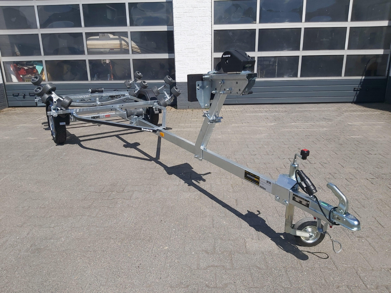 Brenderup Bootsanhänger Schlauchbootanhänger 150600UB RBX 600kg Januar online Aktion - Lodní přívěs: obrázek 3 Brenderup Bootsanhänger Schlauchbootanhänger 150600UB RBX 600kg Januar online Aktion - Lodní přívěs: obrázek 3