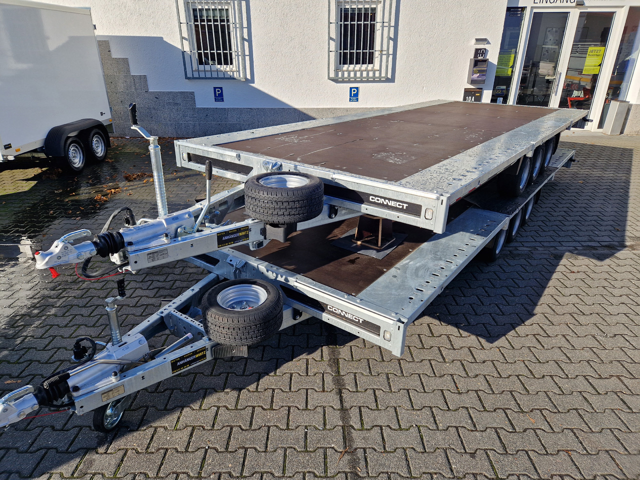 Brian James Trailer Connect 550x229cm blackline Plattform Tridem 10" 3500kg (XXL) - Přívěs plato/ Valník: obrázek 1 Brian James Trailer Connect 550x229cm blackline Plattform Tridem 10" 3500kg (XXL) - Přívěs plato/ Valník: obrázek 1
