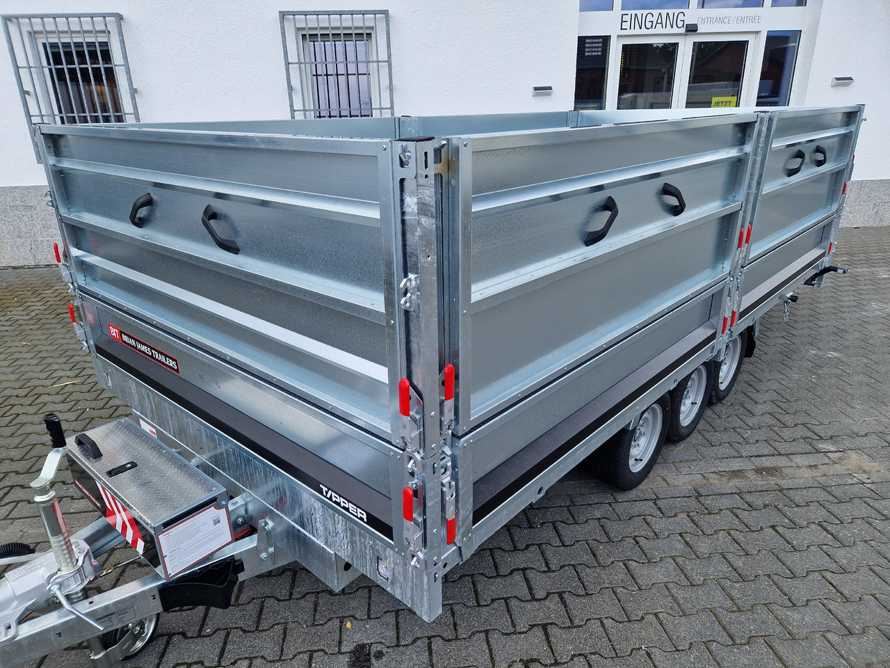 Brian James Trailer Tipper 400x200x100cm Aufsatz elektro blackline LED Tridem 3500kg Modell 24 - Sklápěcí přívěs: obrázek 3 Brian James Trailer Tipper 400x200x100cm Aufsatz elektro blackline LED Tridem 3500kg Modell 24 - Sklápěcí přívěs: obrázek 3