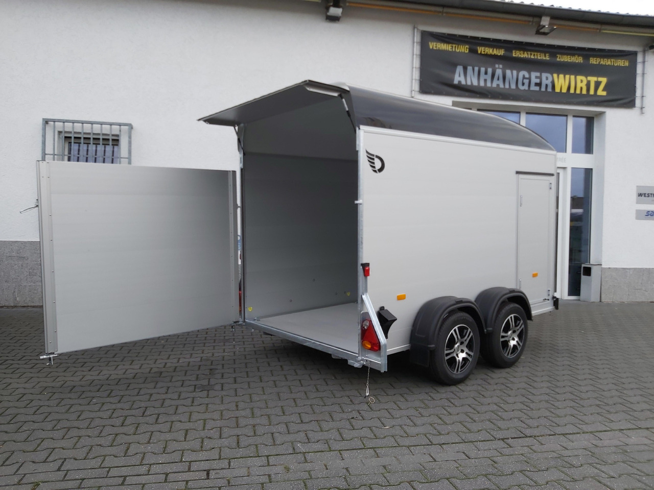 Skříňový přívěs Cargo Roadster 500 312x167x199cm Alu Poly black Seitentür Alufelgen dark Pullman 100 km/H 2000kg: obrázek 6