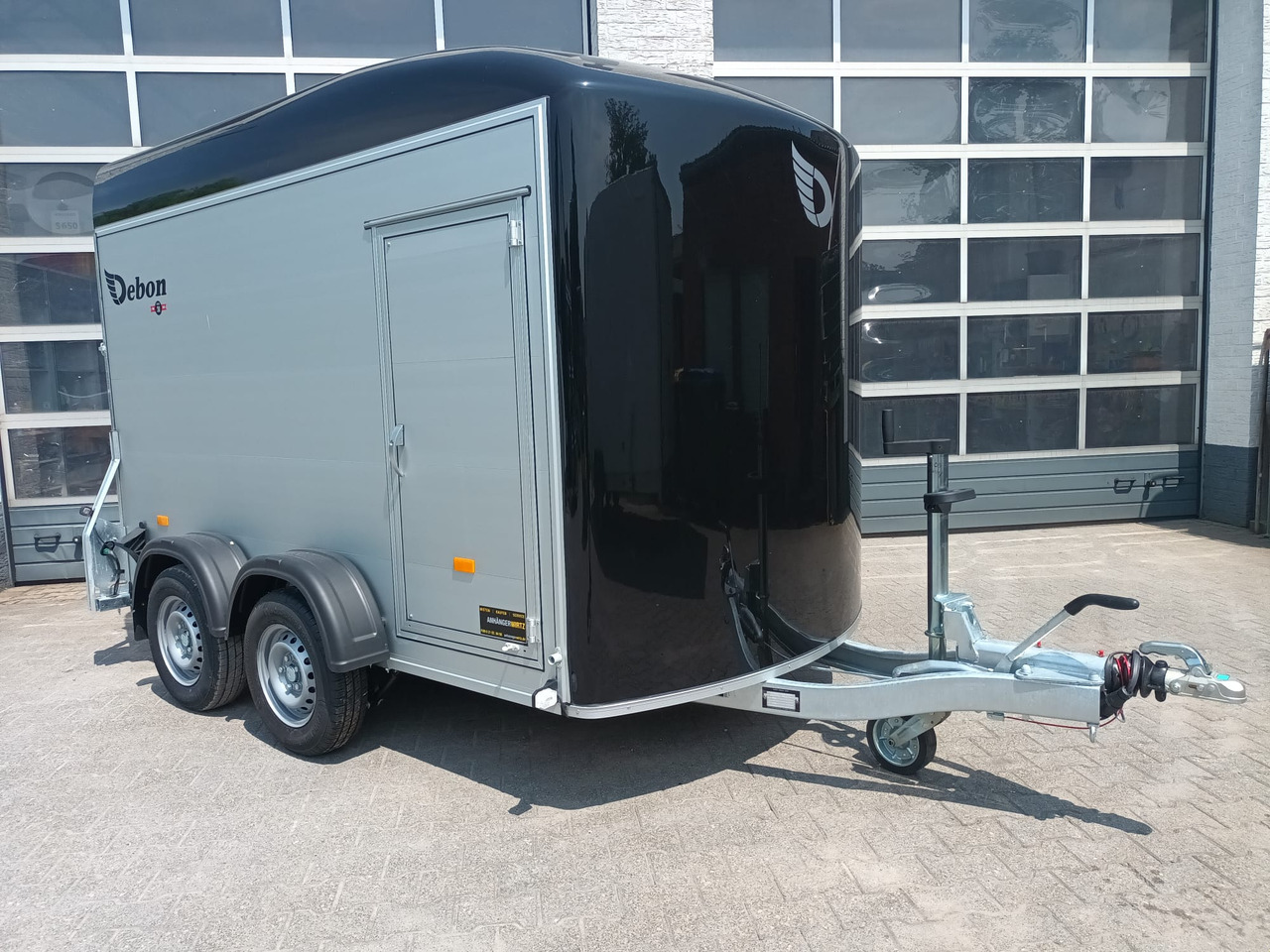 Cargo Roadster 500+ 312x167x199cm Alu Poly black Seitentür Pullman 100km/H 2600kg - Přívěsný vozík: obrázek 2 Cargo Roadster 500+ 312x167x199cm Alu Poly black Seitentür Pullman 100km/H 2600kg - Přívěsný vozík: obrázek 2