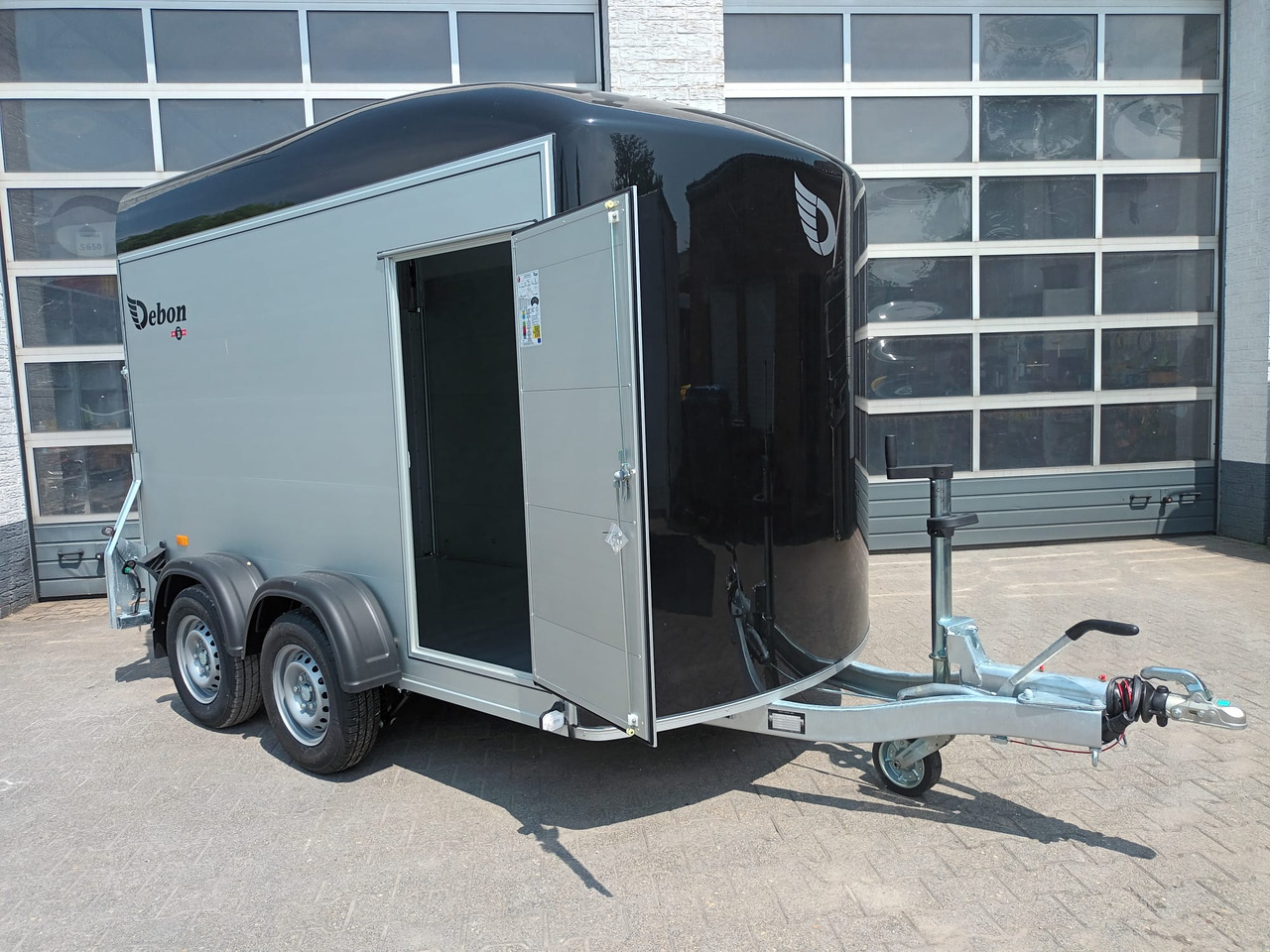 Cargo Roadster 500+ 312x167x199cm Alu Poly black Seitentür Pullman 100km/H 2600kg - Přívěsný vozík: obrázek 1 Cargo Roadster 500+ 312x167x199cm Alu Poly black Seitentür Pullman 100km/H 2600kg - Přívěsný vozík: obrázek 1