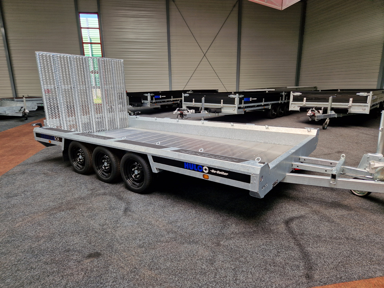 HULCO TERRAX-3 Go Getter Aluboden 394x180x27cm Heckrampe 150cm LED Tridem 3500kg - Přepravník stavebních strojů: obrázek 1 HULCO TERRAX-3 Go Getter Aluboden 394x180x27cm Heckrampe 150cm LED Tridem 3500kg - Přepravník stavebních strojů: obrázek 1