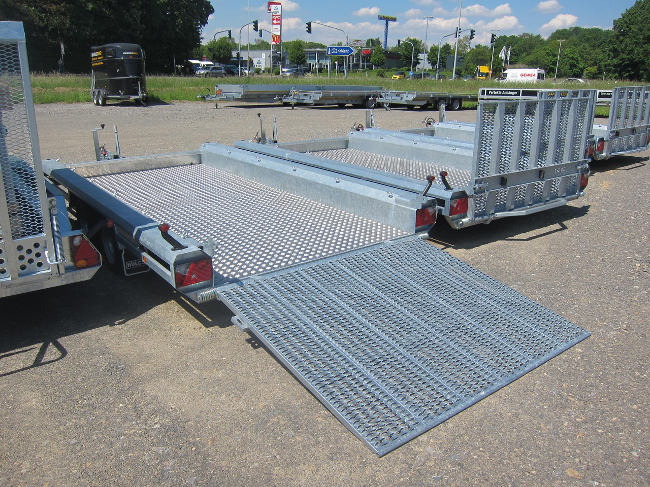 HULCO TERRAX Aluboden 394x180x27cm Heckrampe 150cm (XL) 3000kg - Přepravník stavebních strojů: obrázek 5 HULCO TERRAX Aluboden 394x180x27cm Heckrampe 150cm (XL) 3000kg - Přepravník stavebních strojů: obrázek 5