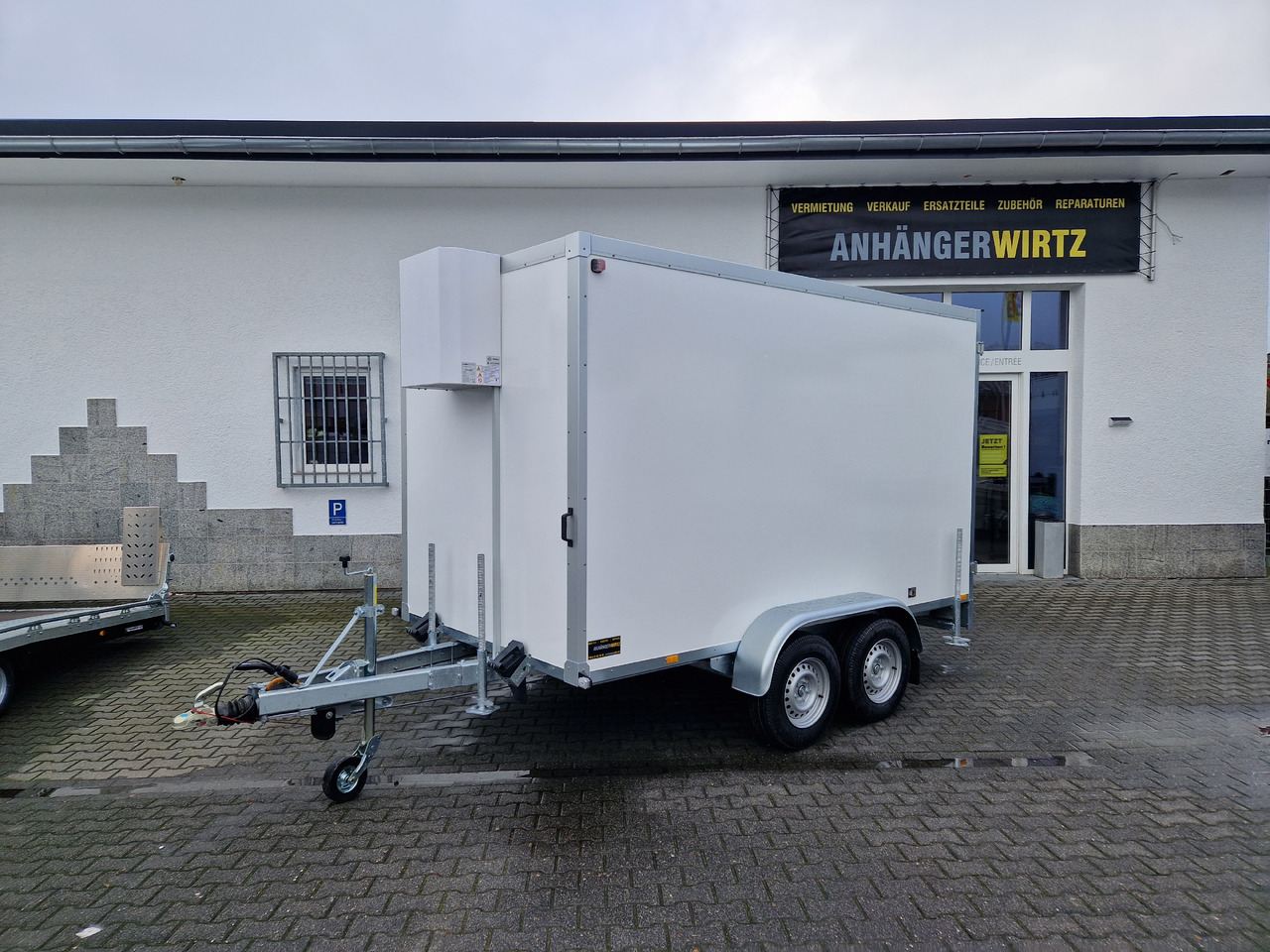 Kühlanhänger AZKF C 3535/180 343x178x200cm Cibin 230V Plus Kühlung 4 Stützen 3500kg - Chladírenský přívěs: obrázek 1 Kühlanhänger AZKF C 3535/180 343x178x200cm Cibin 230V Plus Kühlung 4 Stützen 3500kg - Chladírenský přívěs: obrázek 1