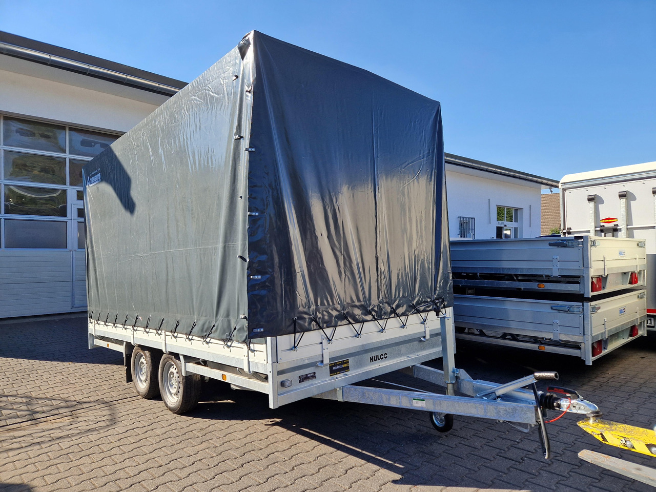 Plachtový přívěs MEDAX - 2 3000 405x203x210cm Hochplane grau 12" niedrig Fahrwerk 3000kg: obrázek 10