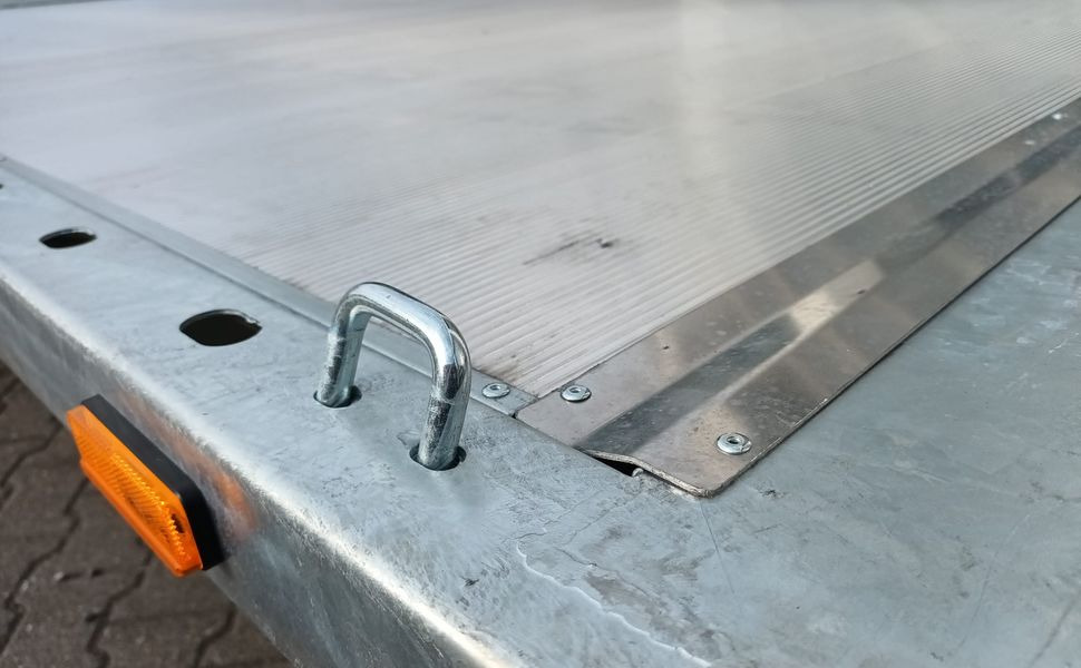 Martz Universal GT KIPP 500/3 S 500x210cm Aluboden ankippbar Heckklappe Winde Tridem 10" 3500kg - Přepravník stavebních strojů: obrázek 1 Martz Universal GT KIPP 500/3 S 500x210cm Aluboden ankippbar Heckklappe Winde Tridem 10" 3500kg - Přepravník stavebních strojů: obrázek 1