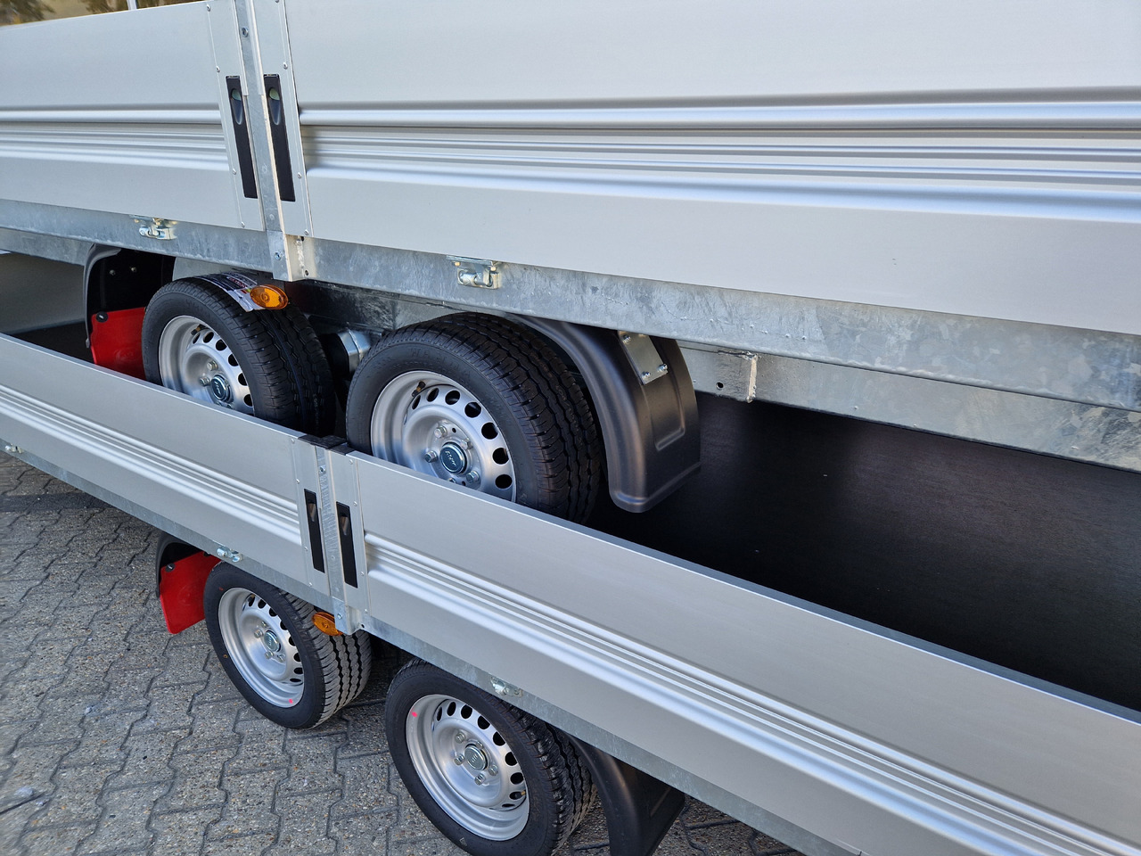 Pongratz Pritschenhochlader PHL 6030/24 T-AL-S 603x246x36cm Tandem 13" 3500kg Winter Aktion - Přívěs plato/ Valník: obrázek 5 Pongratz Pritschenhochlader PHL 6030/24 T-AL-S 603x246x36cm Tandem 13" 3500kg Winter Aktion - Přívěs plato/ Valník: obrázek 5