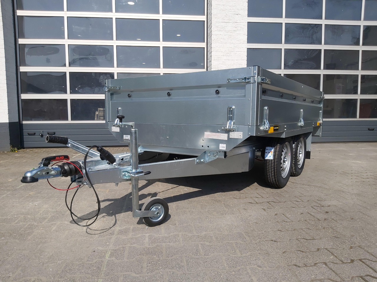 Pritschenanhänger Trailstar Nordica N13 - 263 2 kps 263x144x40cm Tandem (S) 1300kg - Přívěs plato/ Valník: obrázek 1 Pritschenanhänger Trailstar Nordica N13 - 263 2 kps 263x144x40cm Tandem (S) 1300kg - Přívěs plato/ Valník: obrázek 1