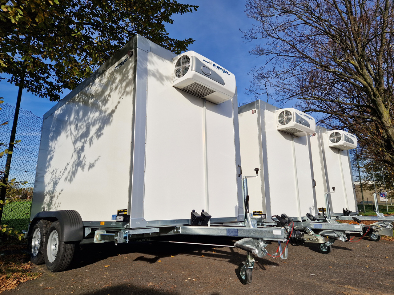 Tiefkühlanhänger AZK 3540/180 Govi Kälteaggregat -18 100/100 386x170x200cm (L) 3500kg Modell 2024 - Chladírenský přívěs: obrázek 4 Tiefkühlanhänger AZK 3540/180 Govi Kälteaggregat -18 100/100 386x170x200cm (L) 3500kg Modell 2024 - Chladírenský přívěs: obrázek 4