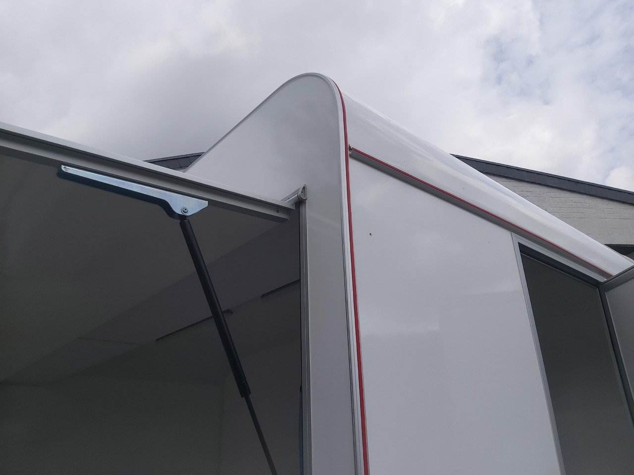 Prodejní přívěs Verkaufsanhänger VK 420 220 aero retro 420cm 1 Verkaufsklappe Multi Theke 230V (XL) 1500kg breit: obrázek 7