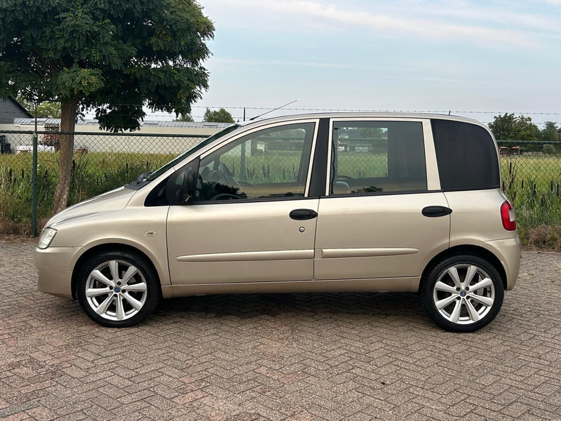 Fiat Multipla 1.9 EURO 4 DIESEL VAN - Malá dodávka: obrázek 2 Fiat Multipla 1.9 EURO 4 DIESEL VAN - Malá dodávka: obrázek 2