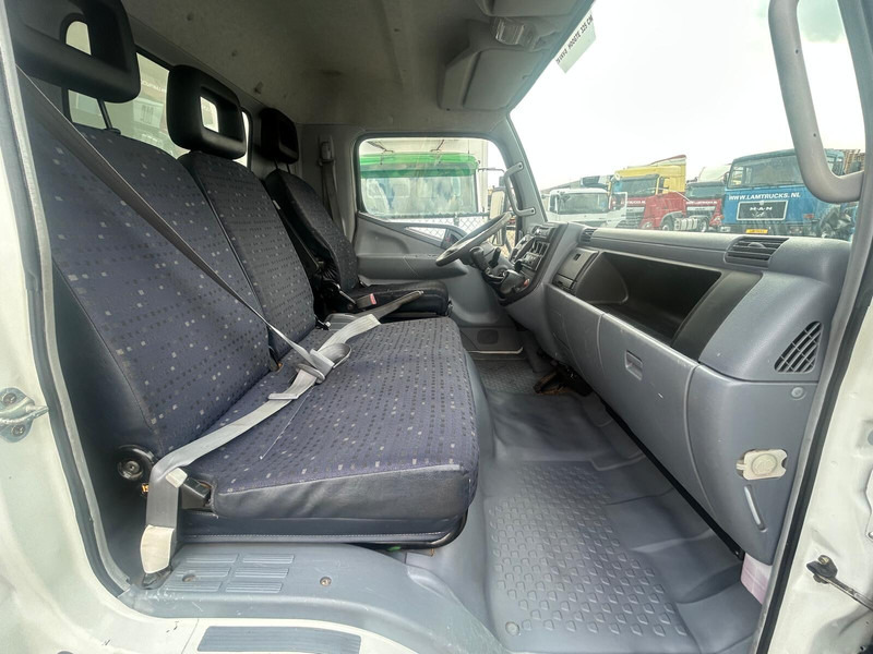 Skříňový nákladní auto Mitsubishi Fuso CANTER 3C15: obrázek 16