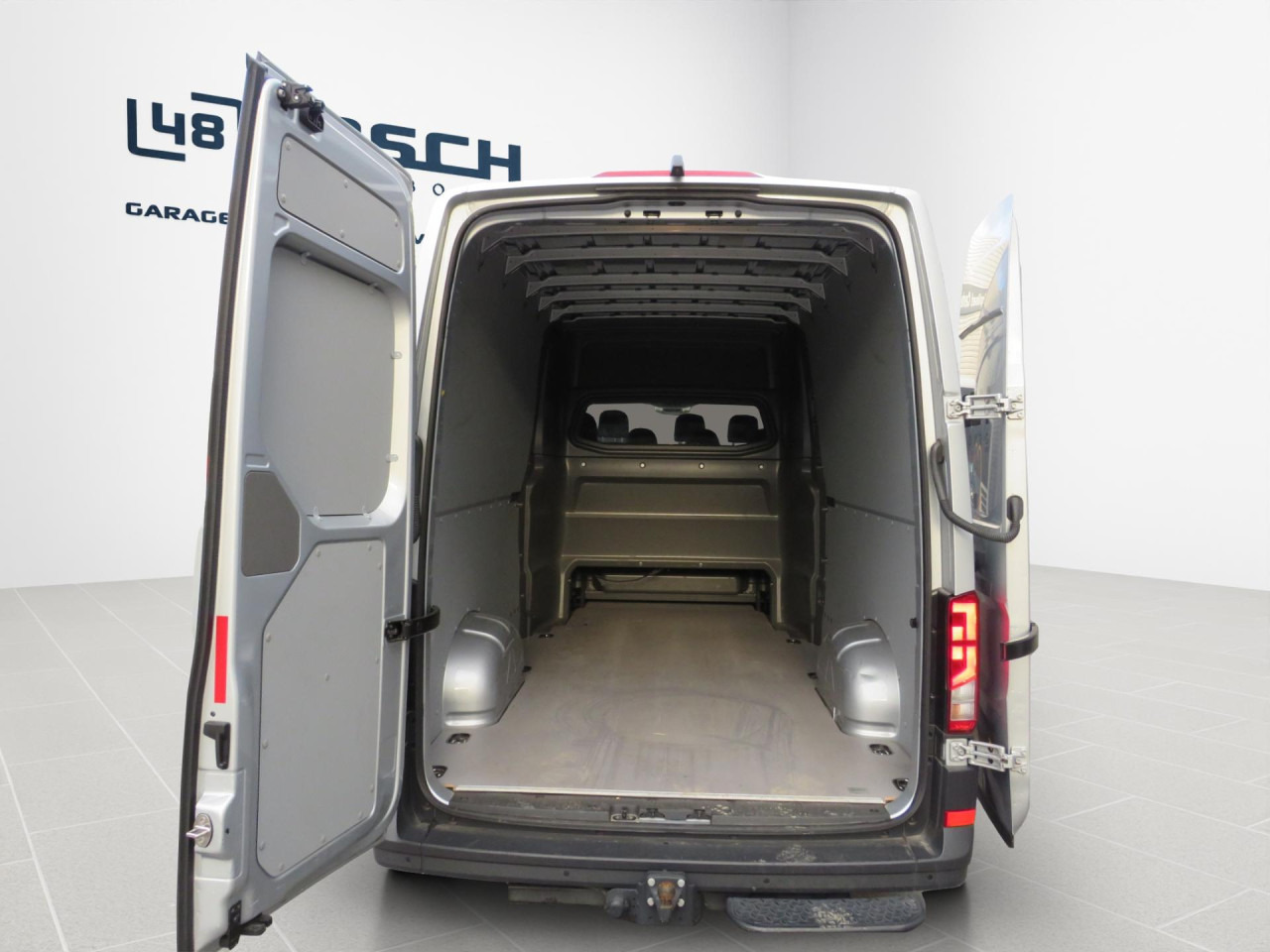 VOLKSWAGEN Crafter 35 L4H3 Doka Kasten Klima AHK Navi ZV - Furgon, Dodávka s dvojitou kabinou: obrázek 5 VOLKSWAGEN Crafter 35 L4H3 Doka Kasten Klima AHK Navi ZV - Furgon, Dodávka s dvojitou kabinou: obrázek 5