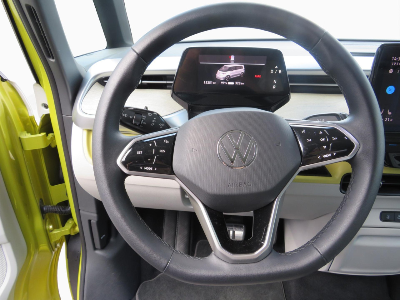 VOLKSWAGEN ID.Buzz Pro Design 150 kW Klima AHK Navi ZV - Osobní auto: obrázek 2 VOLKSWAGEN ID.Buzz Pro Design 150 kW Klima AHK Navi ZV - Osobní auto: obrázek 2