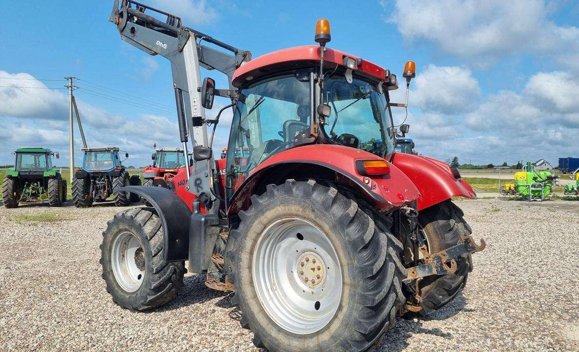Case-IH 140 Maxxum - Traktor: obrázek 5 Case-IH 140 Maxxum - Traktor: obrázek 5