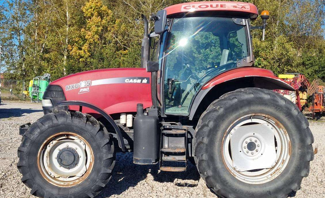Case-IH MXU 125 Pro - Traktor: obrázek 2 Case-IH MXU 125 Pro - Traktor: obrázek 2