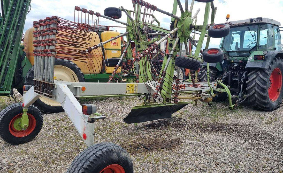 Claas Liner 680 - Obraceč/ Shrnovač: obrázek 3 Claas Liner 680 - Obraceč/ Shrnovač: obrázek 3