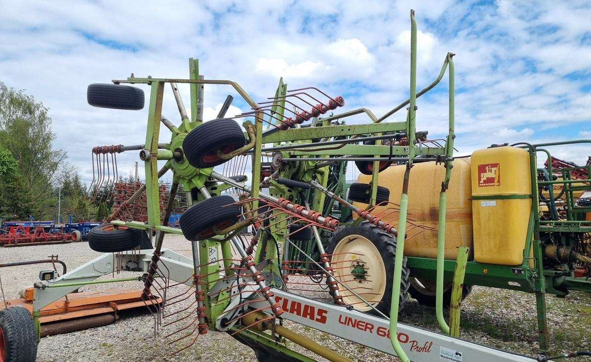 Claas Liner 680 - Obraceč/ Shrnovač: obrázek 1 Claas Liner 680 - Obraceč/ Shrnovač: obrázek 1