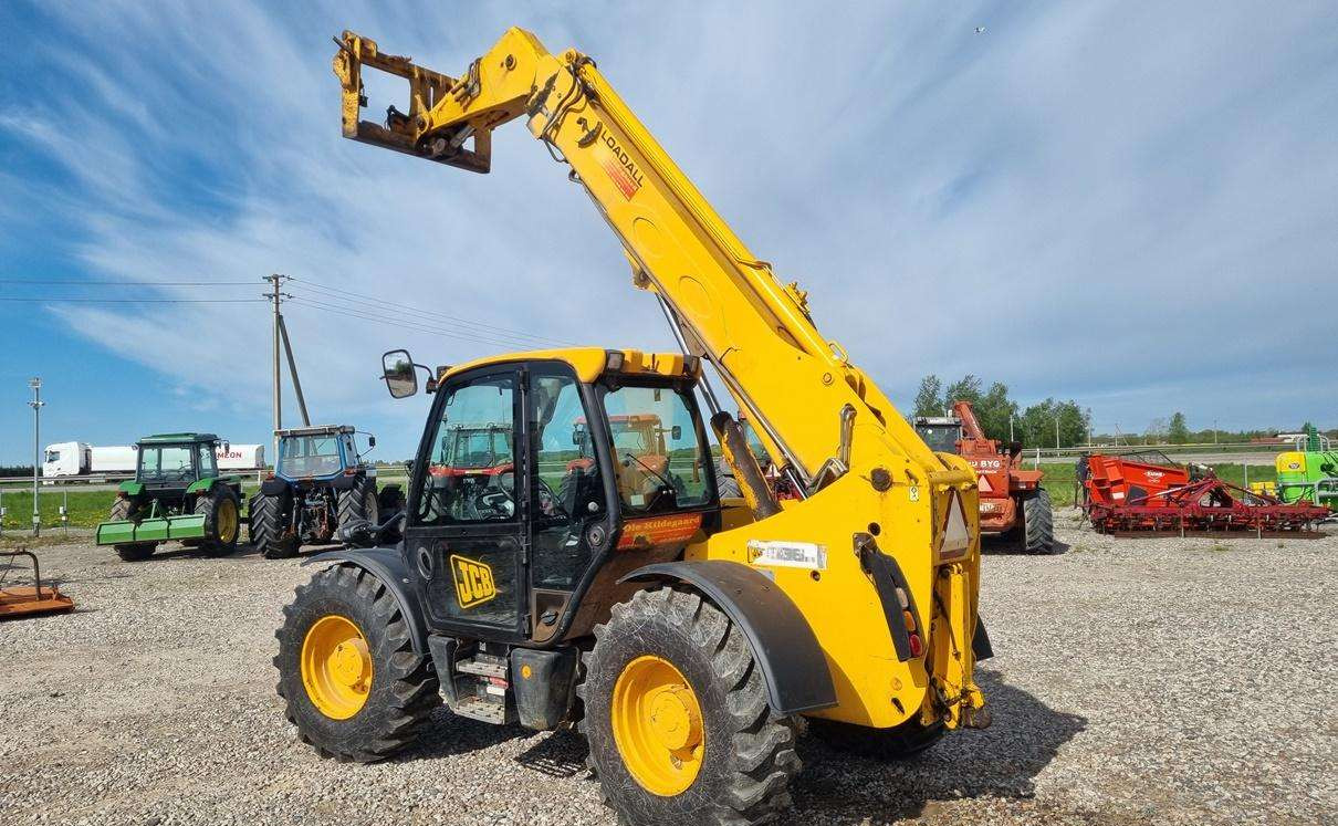 JCB 535-95 - Traktor: obrázek 3 JCB 535-95 - Traktor: obrázek 3