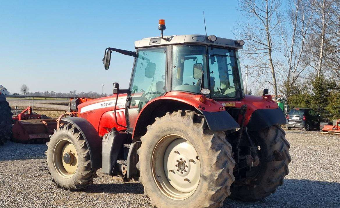 Massey Ferguson 6465 - Traktor: obrázek 3 Massey Ferguson 6465 - Traktor: obrázek 3