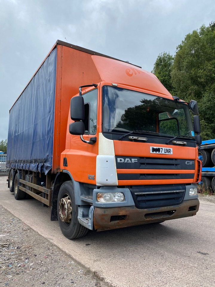Daf 75 CF 310 6X2 Curtain side - Plachtový nákladní auto: obrázek 2 Daf 75 CF 310 6X2 Curtain side - Plachtový nákladní auto: obrázek 2