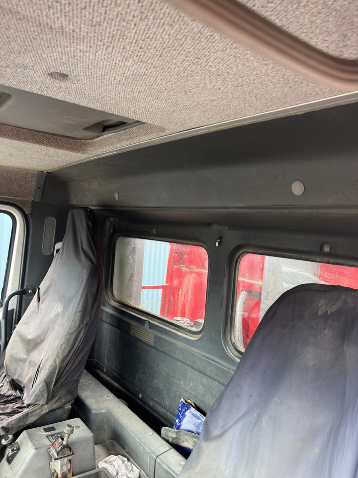 Sklápěč Mercedes Atego: obrázek 11