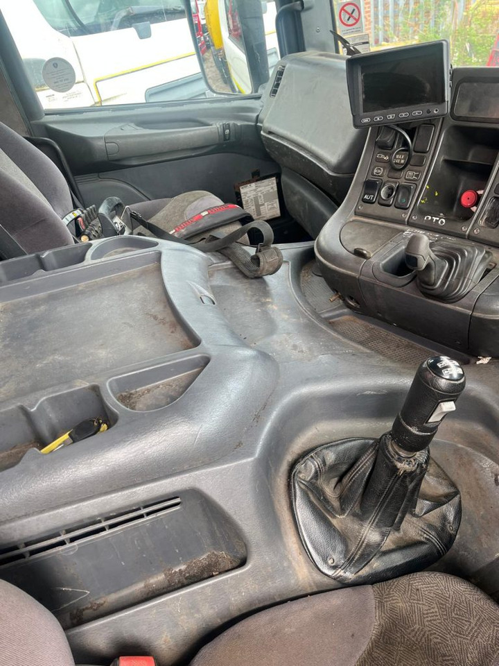 Sklápěč Scania 94D 260 6x2 Rigid: obrázek 11 Sklápěč Scania 94D 260 6x2 Rigid: obrázek 11