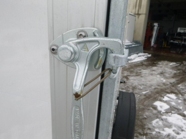 Nový Skříňový přívěs Cheval Liberte Debon Cargo 2 Poly + Türe weiß 1300 kg, 100 km/h, 300x155x168cm: obrázek 15 Nový Skříňový přívěs Cheval Liberte Debon Cargo 2 Poly + Türe weiß 1300 kg, 100 km/h, 300x155x168cm: obrázek 15