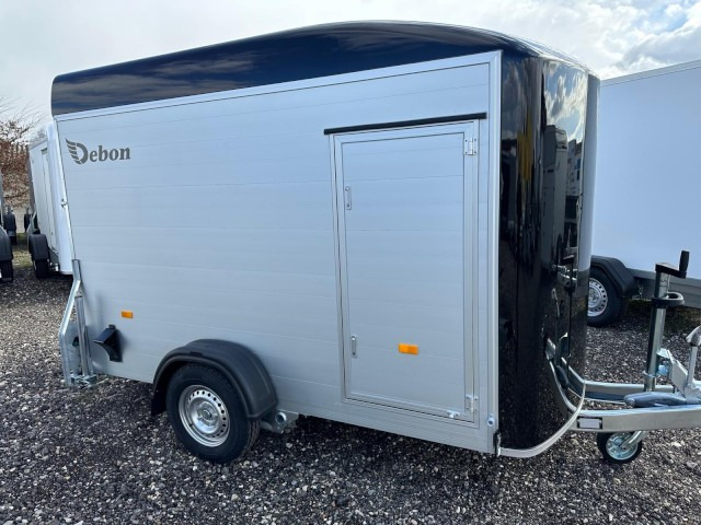 Cheval Liberte Debon Roadster 300, C300 Alu + Türe 1300 kg, 100 km/h, 300x155x190cm - Skříňový přívěs: obrázek 4 Cheval Liberte Debon Roadster 300, C300 Alu + Türe 1300 kg, 100 km/h, 300x155x190cm - Skříňový přívěs: obrázek 4