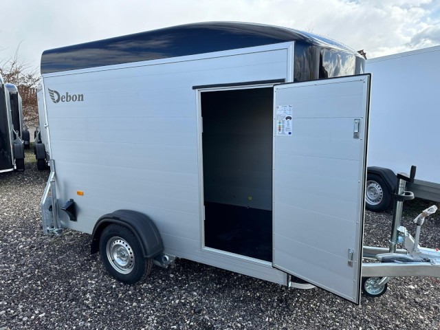 Cheval Liberte Debon Roadster 300, C300 Alu + Türe 1300 kg, 100 km/h, 300x155x190cm - Skříňový přívěs: obrázek 5 Cheval Liberte Debon Roadster 300, C300 Alu + Türe 1300 kg, 100 km/h, 300x155x190cm - Skříňový přívěs: obrázek 5