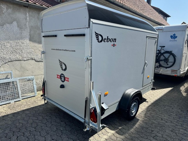 Cheval Liberte Debon Roadster 300, C300 Sandwich + Türe 1300 kg, 100 km/h, 300x155x190cm - Skříňový přívěs: obrázek 5 Cheval Liberte Debon Roadster 300, C300 Sandwich + Türe 1300 kg, 100 km/h, 300x155x190cm - Skříňový přívěs: obrázek 5