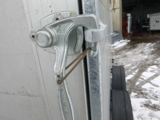 Cheval Liberte Debon Roadster 500 Alu 2600 kg, 100 km/h, 320x167x200cm leasing Cheval Liberte Debon Roadster 500 Alu 2600 kg, 100 km/h, 320x167x200cm: obrázek 8