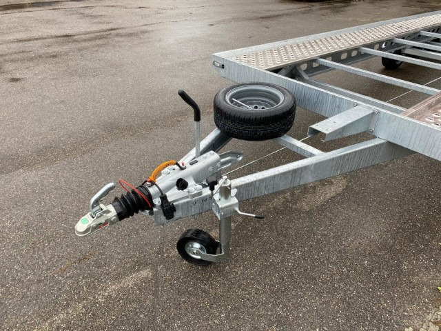 Gala BGG Taurus Duo 85 35 3, 8500 x 2150 mm, 3-Achs, für 2 Autos - Přívěs na přepravu automobilů: obrázek 2 Gala BGG Taurus Duo 85 35 3, 8500 x 2150 mm, 3-Achs, für 2 Autos - Přívěs na přepravu automobilů: obrázek 2