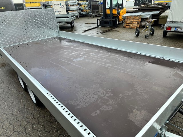 Humbaur Allcomfort MTKA 35 47 22 3,5 to. 4700x2180x200mm - Přívěsný vozík: obrázek 3 Humbaur Allcomfort MTKA 35 47 22 3,5 to. 4700x2180x200mm - Přívěsný vozík: obrázek 3