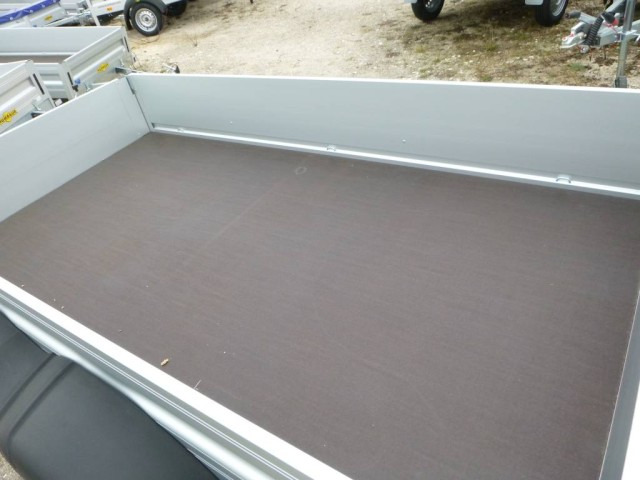 Humbaur HA 202513 mit KV, 2000 kg, 2510 x 1310 x 350 mm - Přívěsný vozík: obrázek 4 Humbaur HA 202513 mit KV, 2000 kg, 2510 x 1310 x 350 mm - Přívěsný vozík: obrázek 4