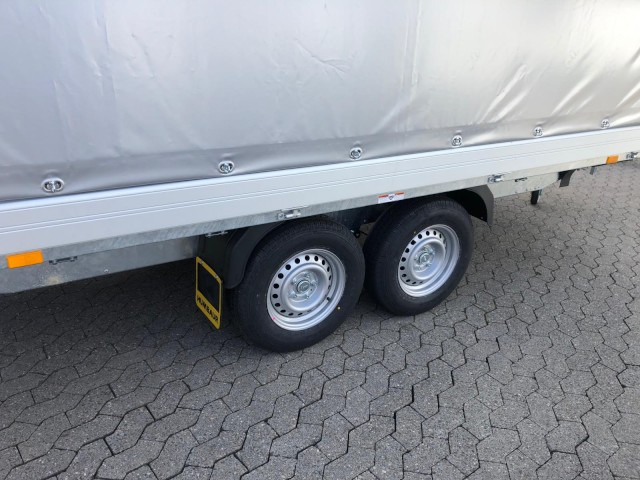 Humbaur HT 354121 Hochlader mit Hochplane 220 cm, 100 km/h 3,5 to. 4100 x 2100 x 350 mm - Přívěsný vozík: obrázek 5 Humbaur HT 354121 Hochlader mit Hochplane 220 cm, 100 km/h 3,5 to. 4100 x 2100 x 350 mm - Přívěsný vozík: obrázek 5