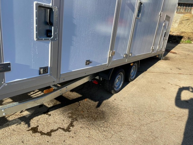 Humbaur MTKB 35 57 24-22 3,5 to. 5726 x 2334 x 2086 mm, 100 km/h - Přívěs na přepravu automobilů: obrázek 3 Humbaur MTKB 35 57 24-22 3,5 to. 5726 x 2334 x 2086 mm, 100 km/h - Přívěs na přepravu automobilů: obrázek 3