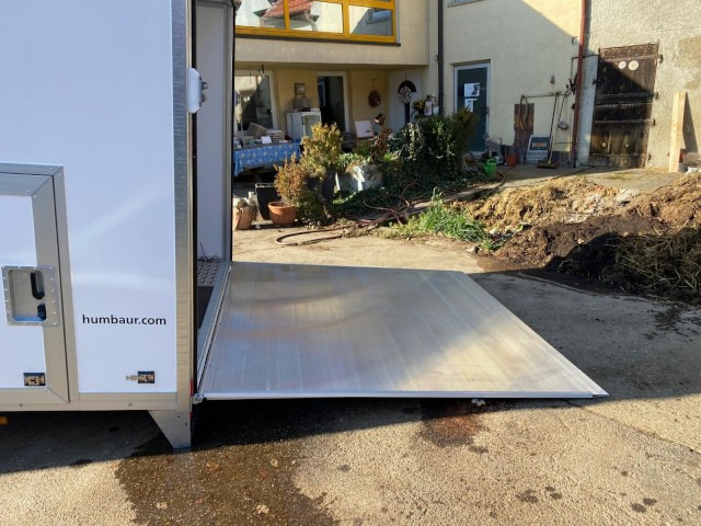 Nový Přívěs na přepravu automobilů Humbaur MTKB 35 57 24-22 3,5 to. 5726 x 2334 x 2086 mm, 100 km/h: obrázek 17 Nový Přívěs na přepravu automobilů Humbaur MTKB 35 57 24-22 3,5 to. 5726 x 2334 x 2086 mm, 100 km/h: obrázek 17