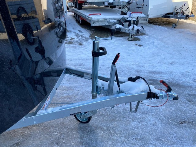 Humbaur Poly-Alu Koffer HKPA 203217, 2,0 to., 3280 x 1770 x 1800 mm - Skříňový přívěs: obrázek 4 Humbaur Poly-Alu Koffer HKPA 203217, 2,0 to., 3280 x 1770 x 1800 mm - Skříňový přívěs: obrázek 4