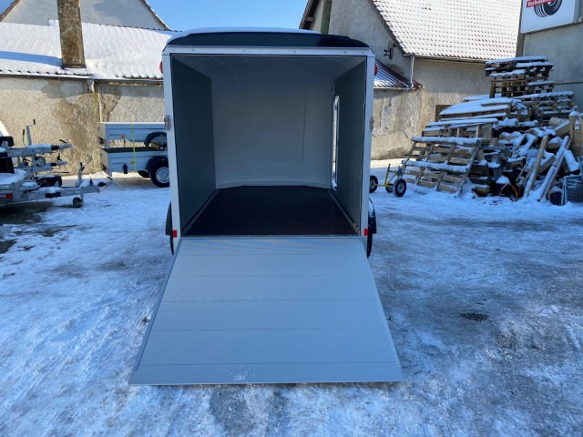 Humbaur Poly-Alu Koffer HKPA 263217, 2,6 to. 100 km/h, 3280 x 1770 x 1800 mm - Skříňový přívěs: obrázek 1 Humbaur Poly-Alu Koffer HKPA 263217, 2,6 to. 100 km/h, 3280 x 1770 x 1800 mm - Skříňový přívěs: obrázek 1