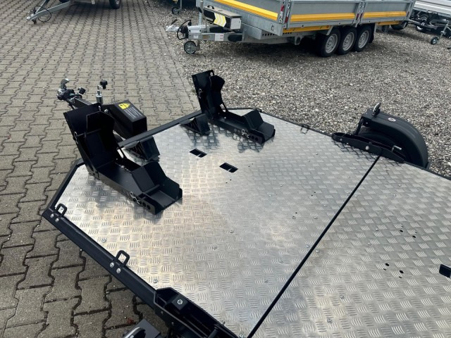 Lorries Motorradanhänger MT-2, 0,75 to. 240 x 174 cm, Alufelgen - Přepravník motocyklů: obrázek 4 Lorries Motorradanhänger MT-2, 0,75 to. 240 x 174 cm, Alufelgen - Přepravník motocyklů: obrázek 4