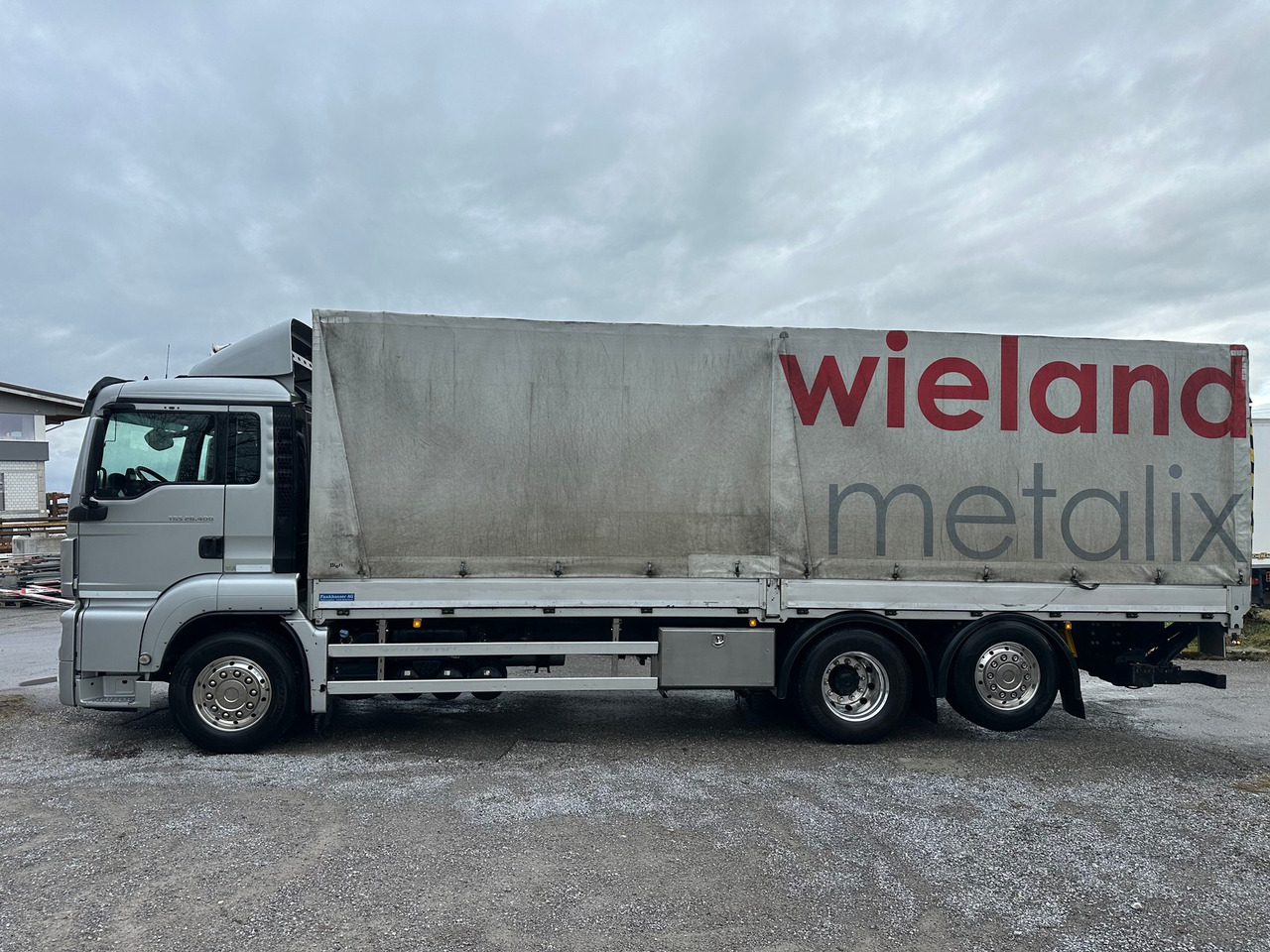 MAN TGS 26.400 6x2 - Plachtový nákladní auto: obrázek 3 MAN TGS 26.400 6x2 - Plachtový nákladní auto: obrázek 3