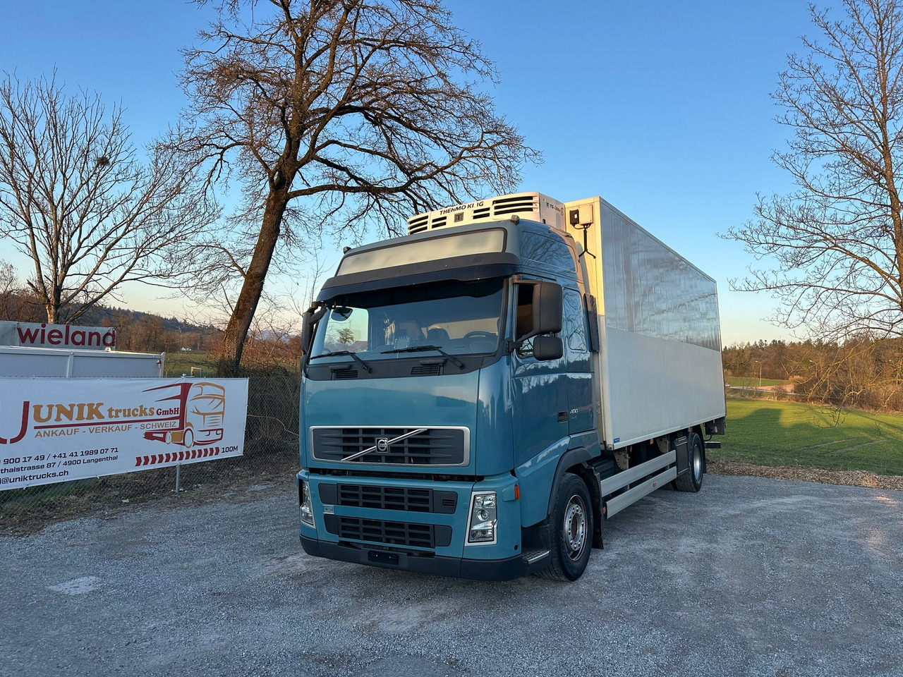 VOLVO FH 400 4x2 Kühler - Chladírenský nákladní automobil: obrázek 1 VOLVO FH 400 4x2 Kühler - Chladírenský nákladní automobil: obrázek 1