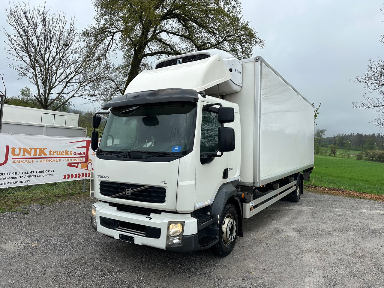 VOLVO FL 290 4x2 thermoking 1200 - Chladírenský nákladní automobil: obrázek 1 VOLVO FL 290 4x2 thermoking 1200 - Chladírenský nákladní automobil: obrázek 1