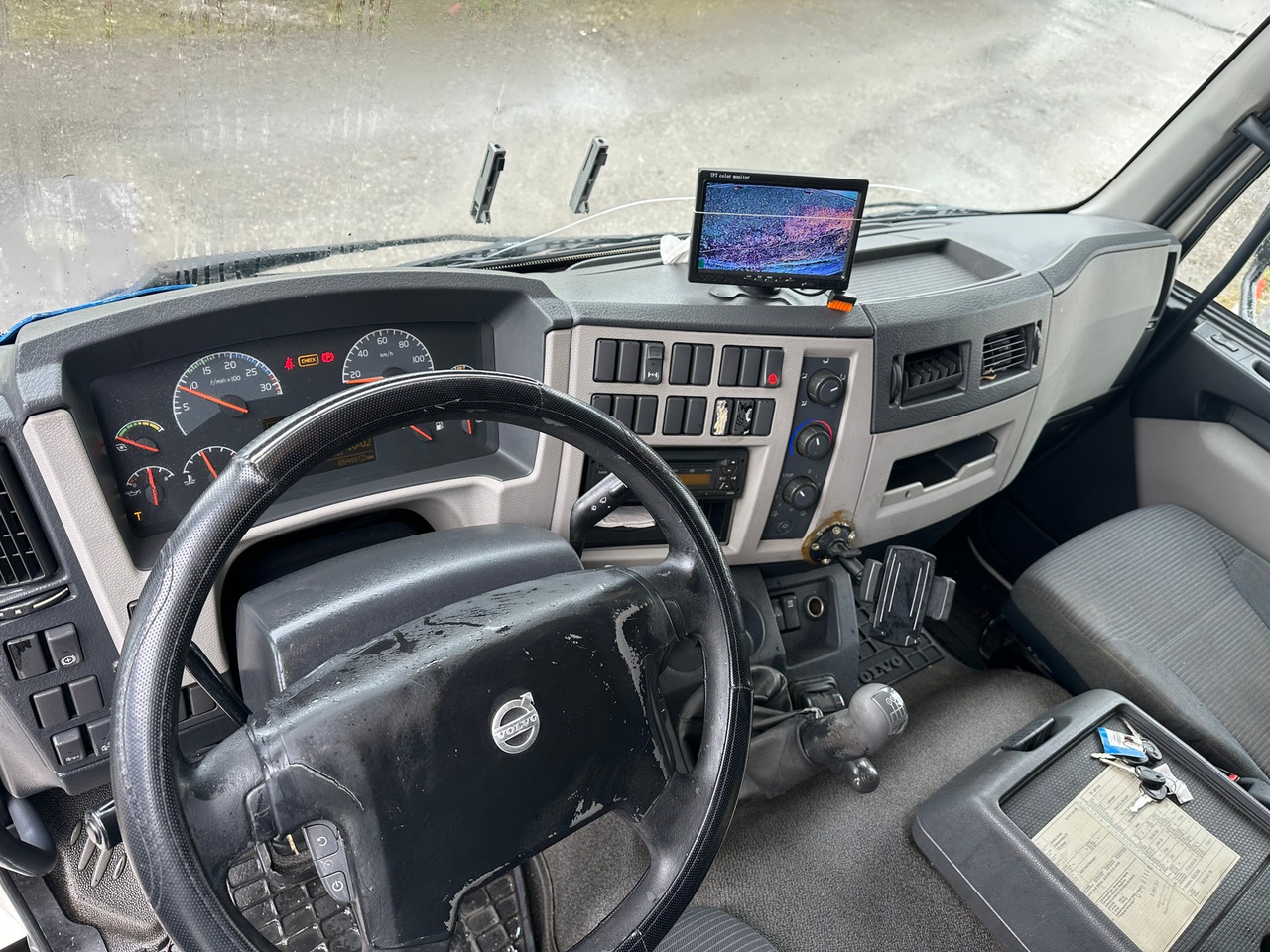 VOLVO FL 290 4x2 thermoking 1200 - Chladírenský nákladní automobil: obrázek 3 VOLVO FL 290 4x2 thermoking 1200 - Chladírenský nákladní automobil: obrázek 3